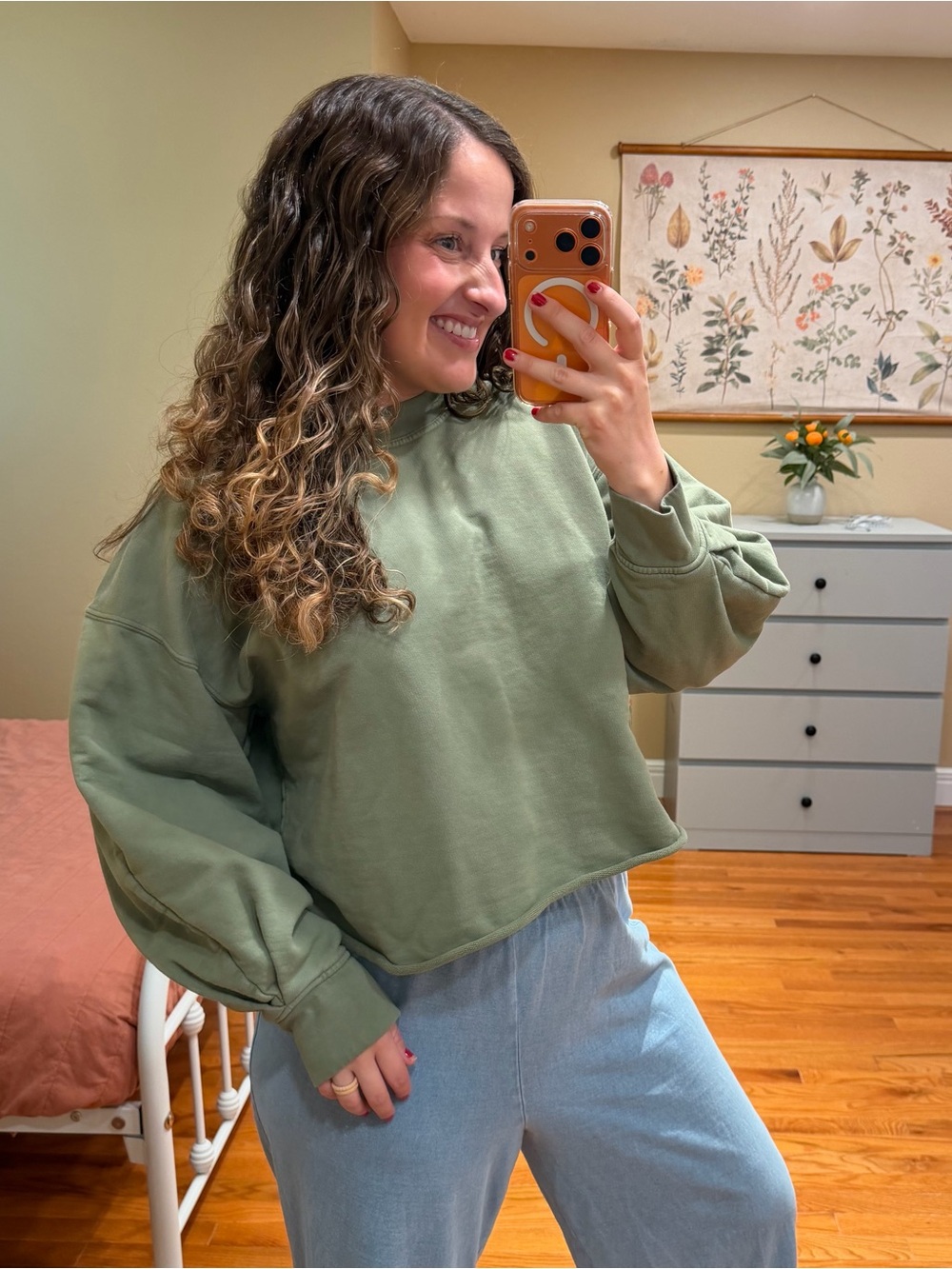 Left on Friday Cotton Olive Green Cropped Sweatshirt S/M